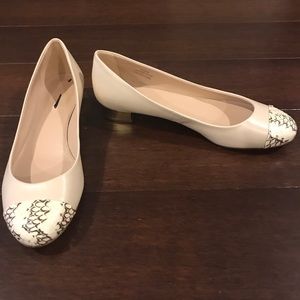 Jcrew Janey flats nude & snake skin toe - Size 6.5